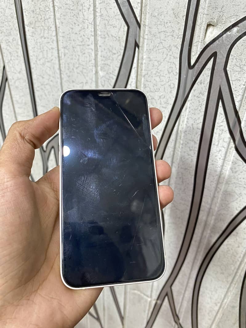 Apple iPhone 12 mini 6
