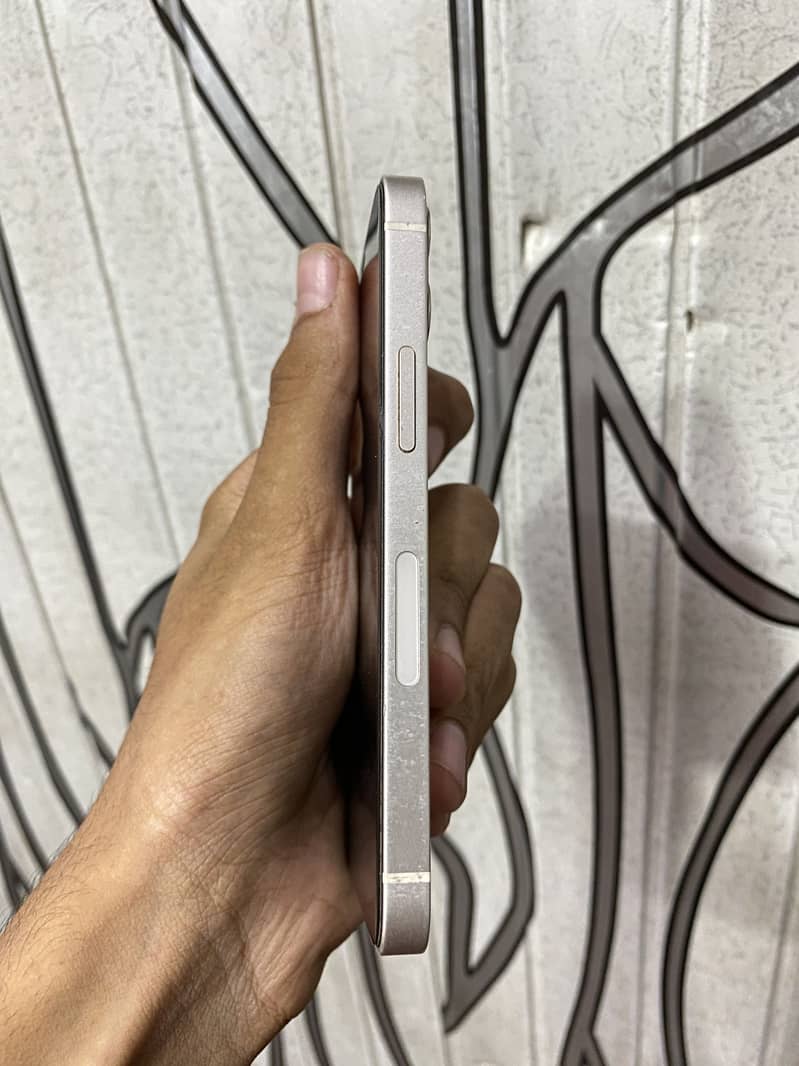 Apple iPhone 12 mini 7