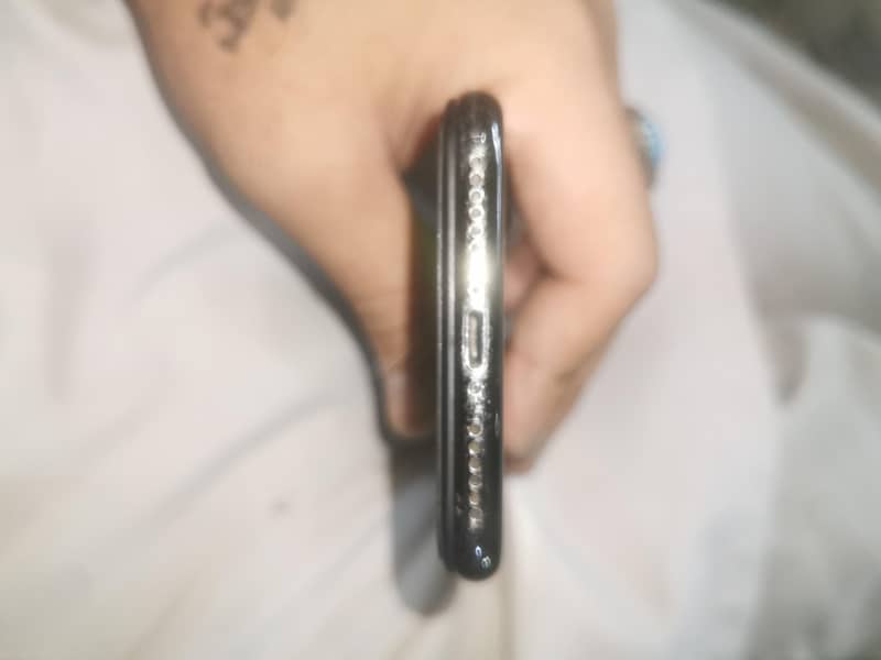 Apple iPhone X 1