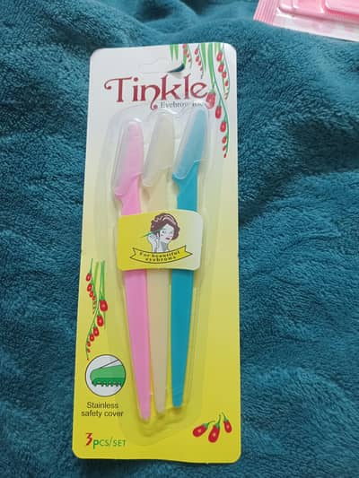 tinkle razors for sale 3 colours available pack of 3