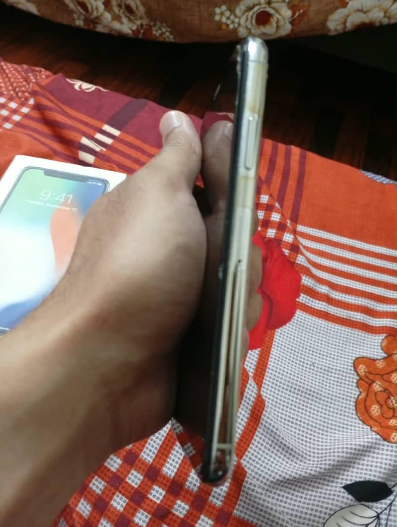 Apple iPhone X 2