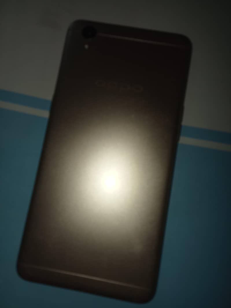OPPO A37 0