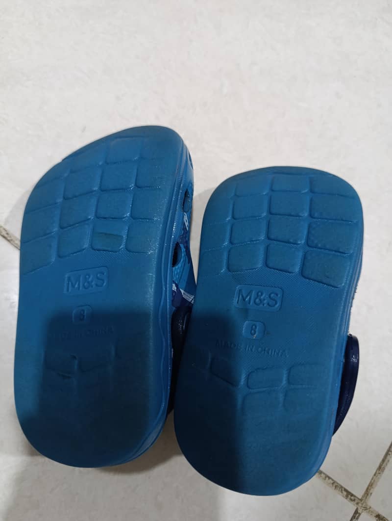 Mark Spencer crocs 1