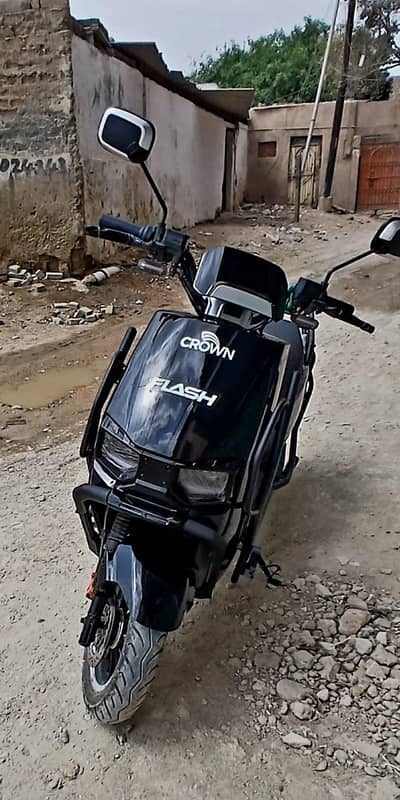 Crown Flash Electric Scooter