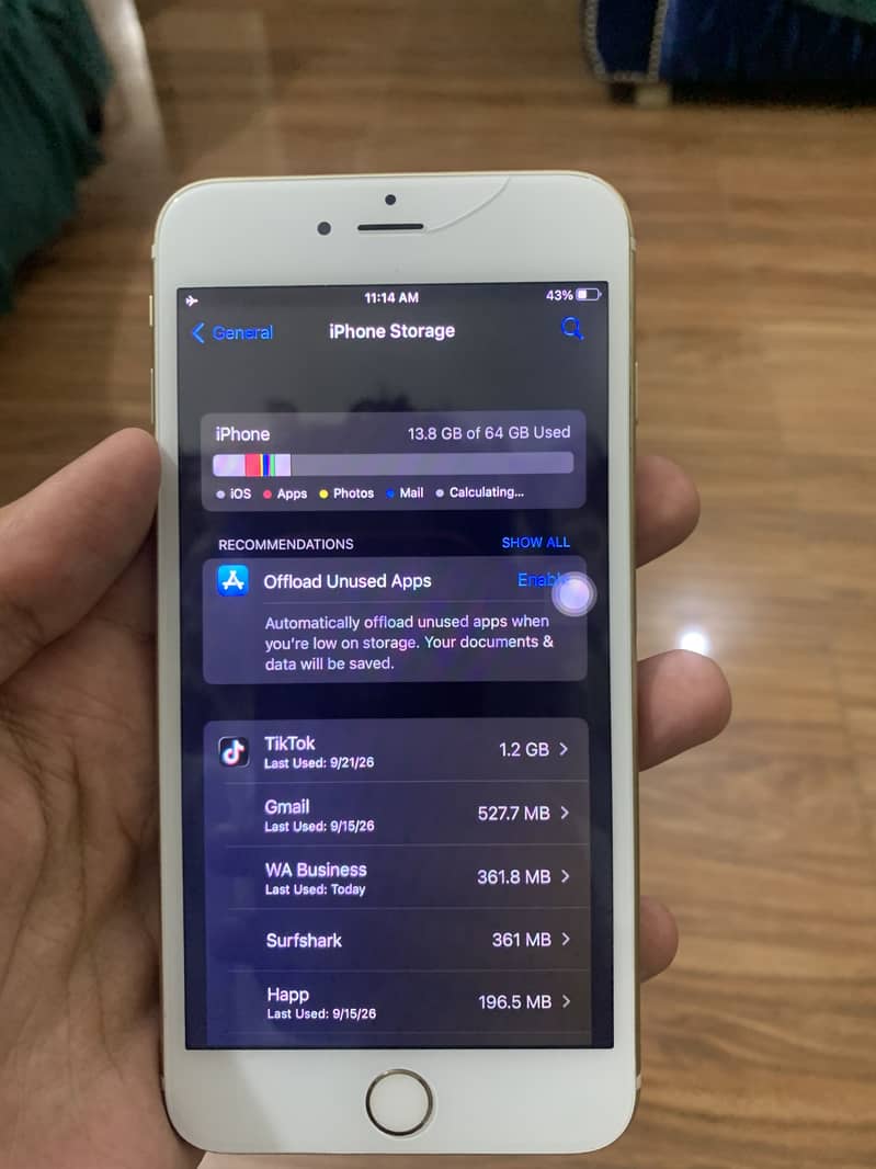 Apple iPhone 6S Plus 0