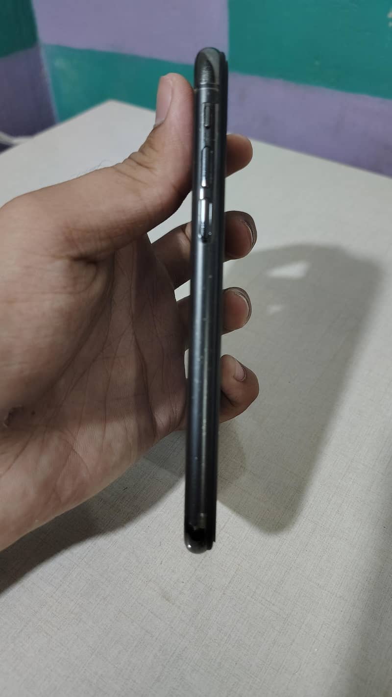 Apple iPhone X 2