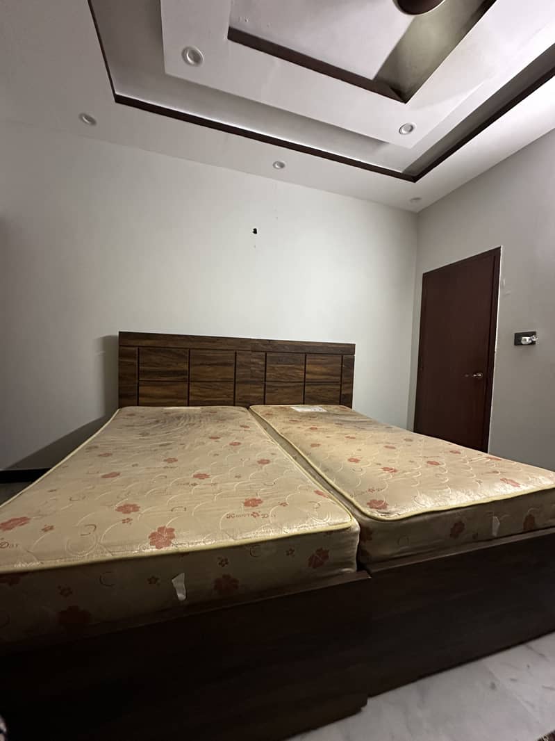 Two single beds 0