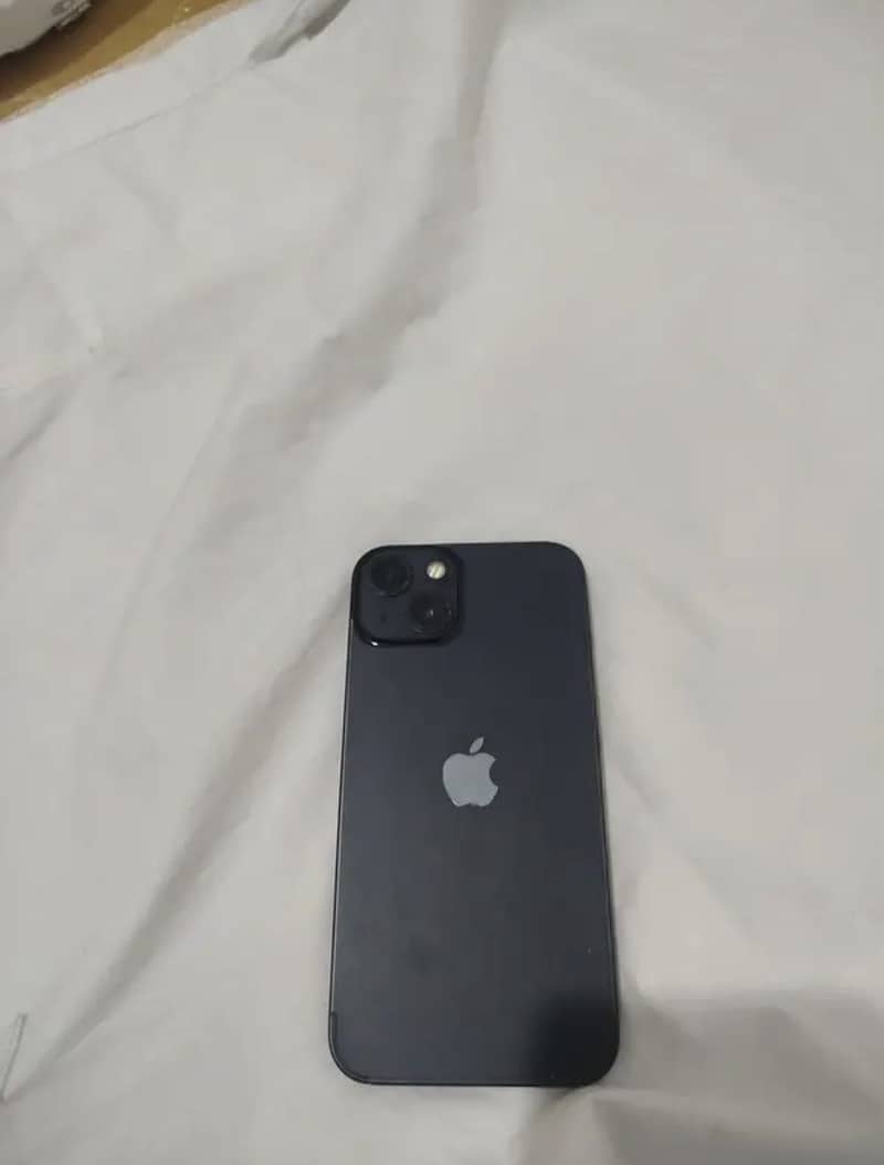 Apple iPhone 13 0