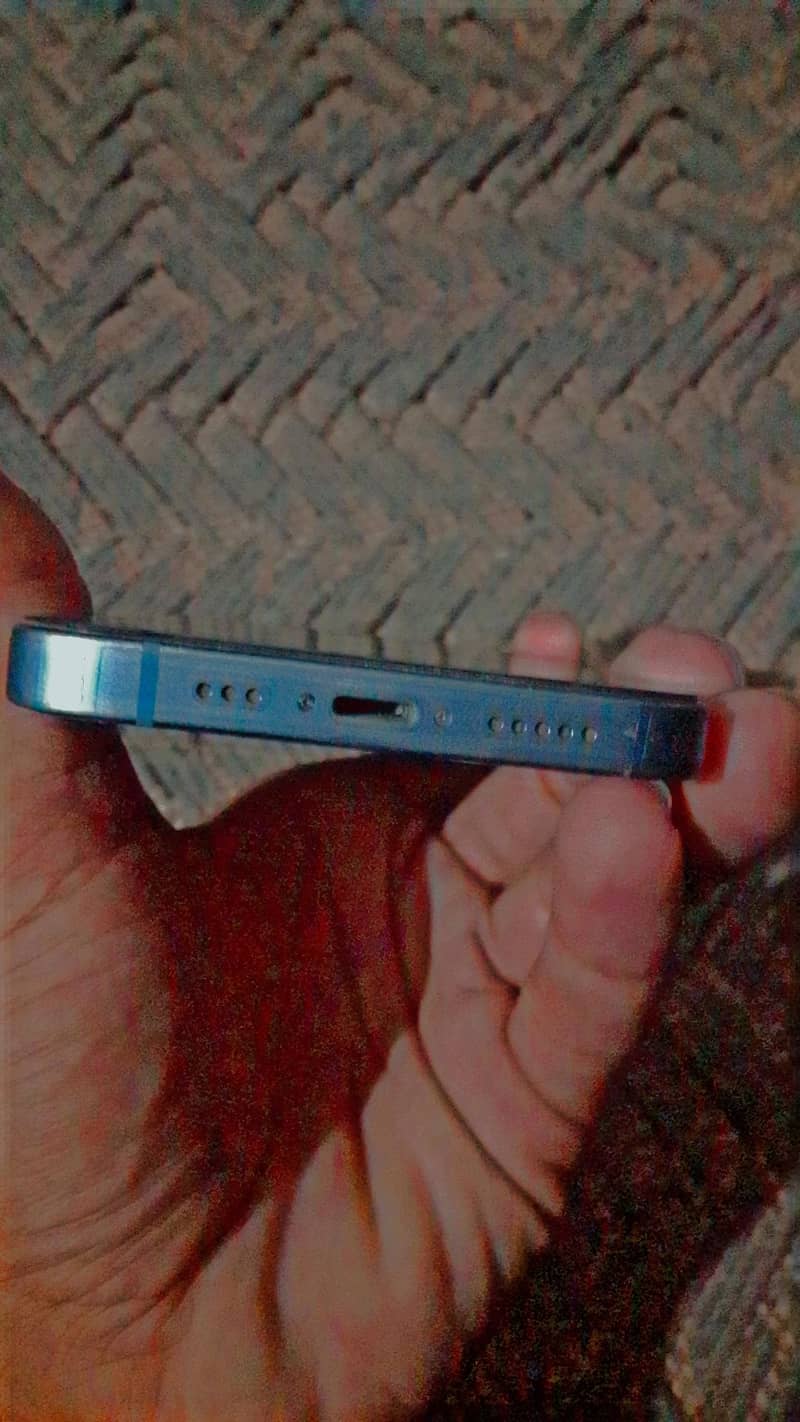 Apple iPhone 14 1