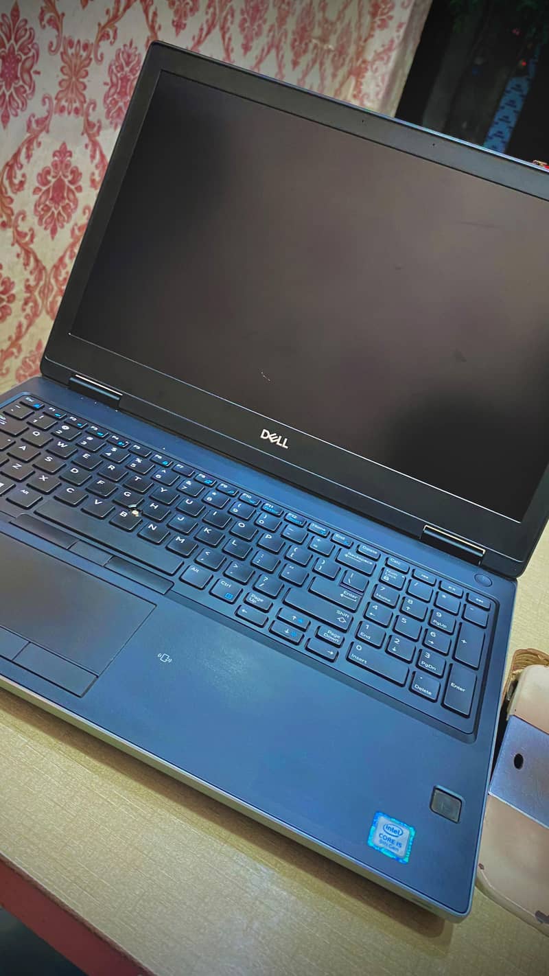 Dell 7530 1