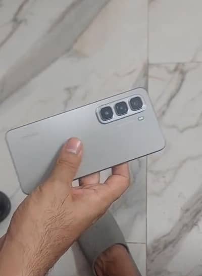 Infinix Hot 50