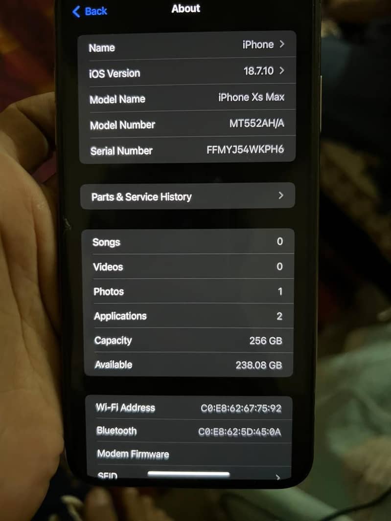 Apple iPhone XS Max 4