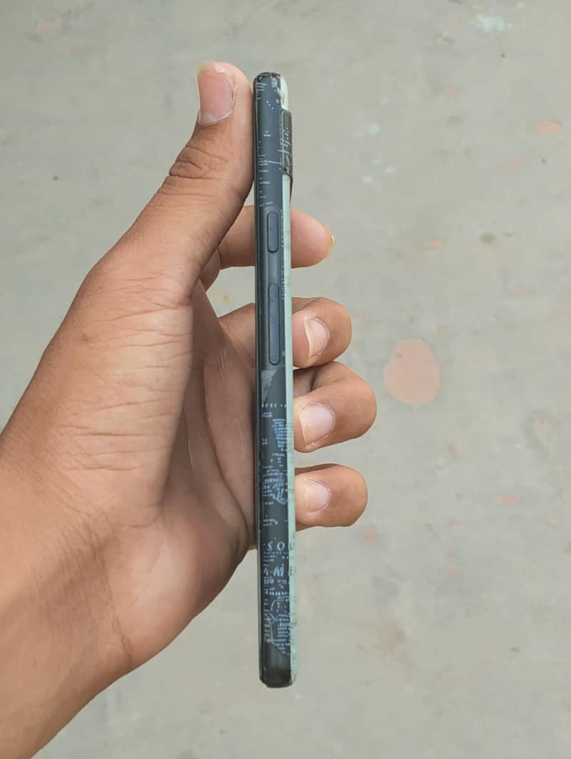 Google Pixel 6a 4