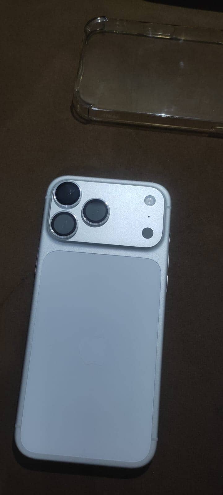 Apple iPhone 17 Pro Max 7