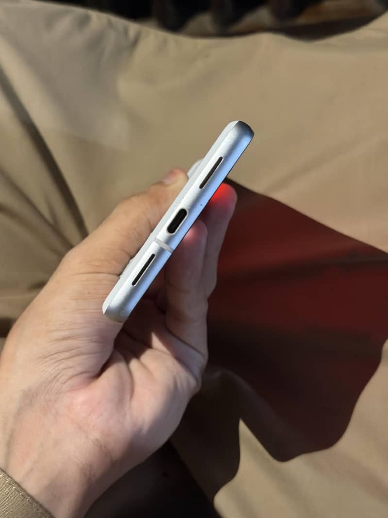 Google Pixel 7 2