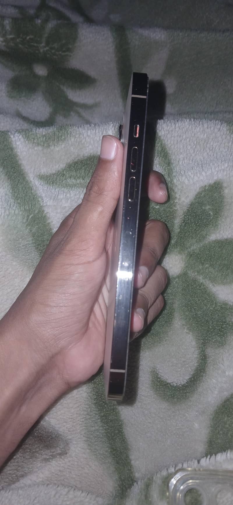 Apple iPhone 12 Pro Max 3