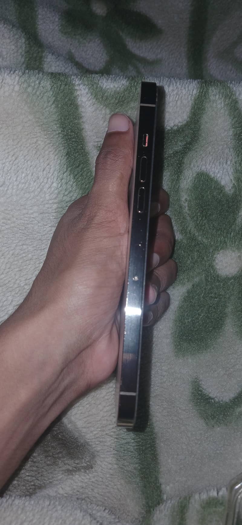 Apple iPhone 12 Pro Max 5
