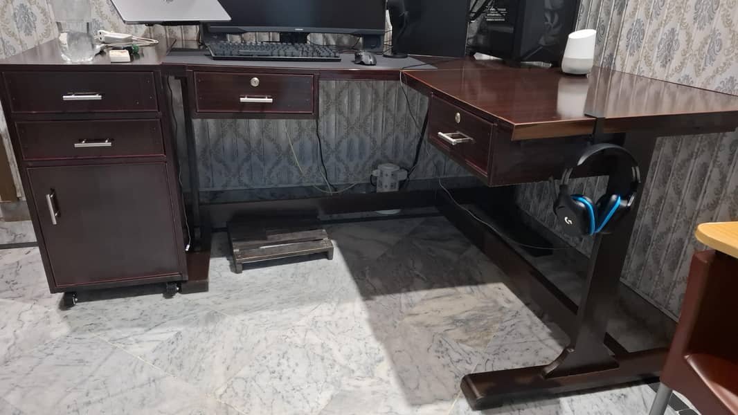Custom L-Shaped Computer Desk 1