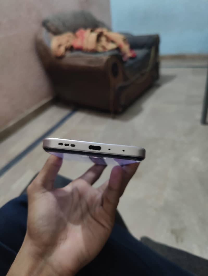 OPPO A6 1