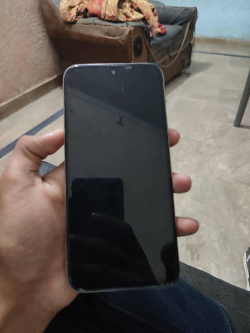 OPPO A6 4