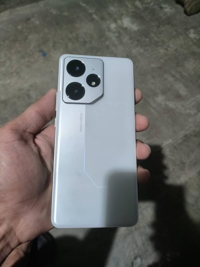 Realme Neo7 3