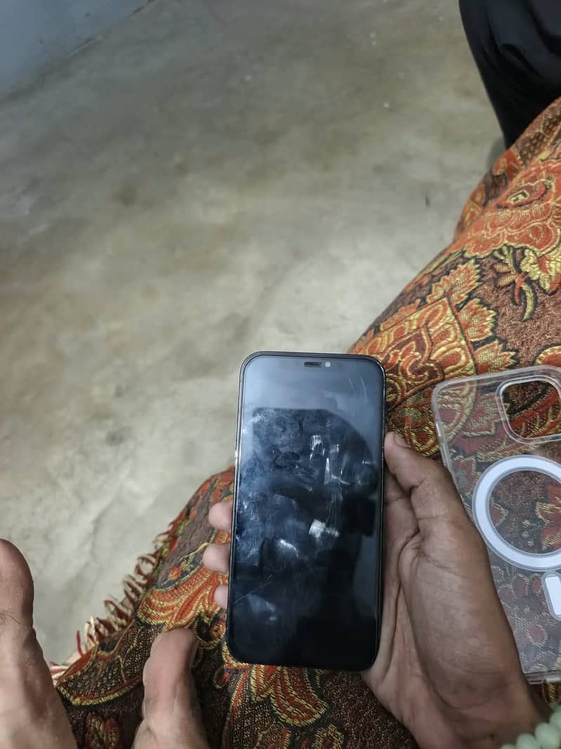 Apple iPhone 12 Pro 1