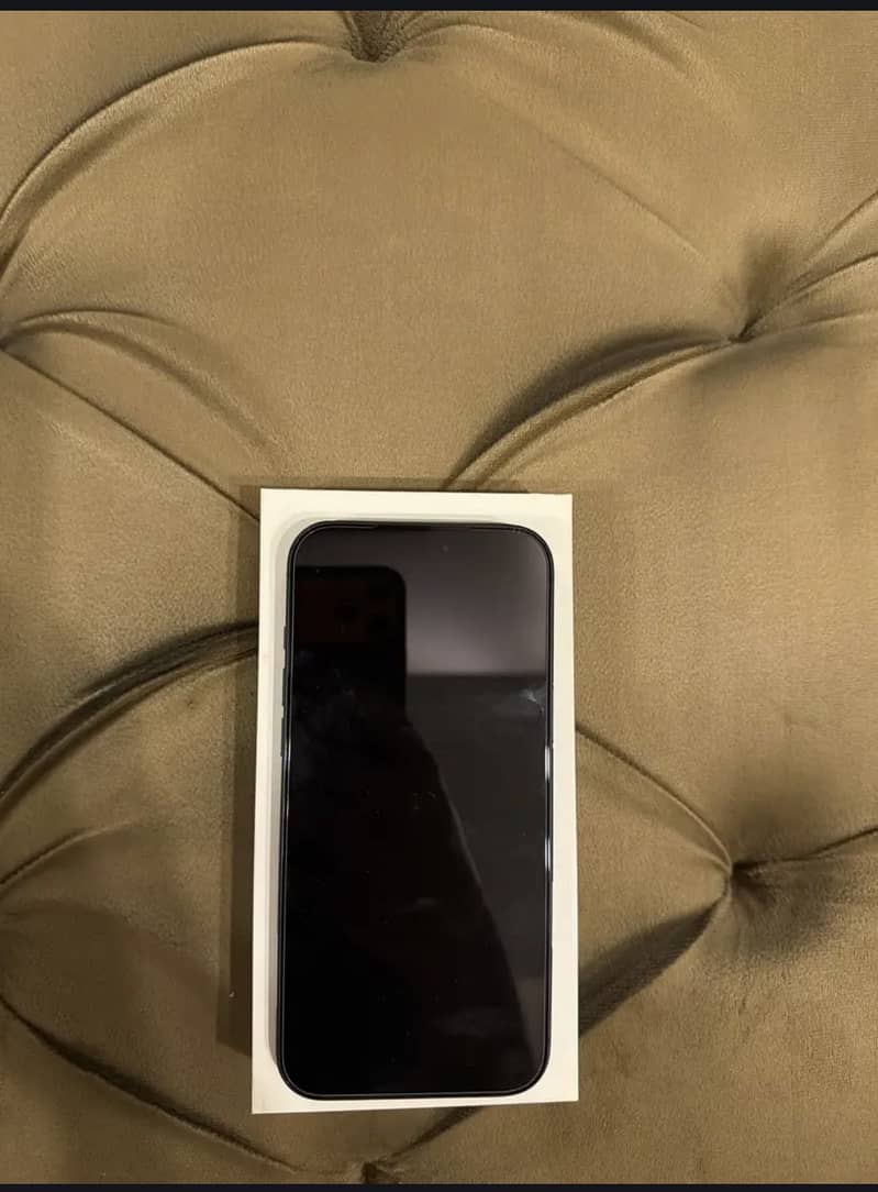 Apple iPhone 17 Pro Max 2