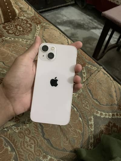 Apple iPhone 13
