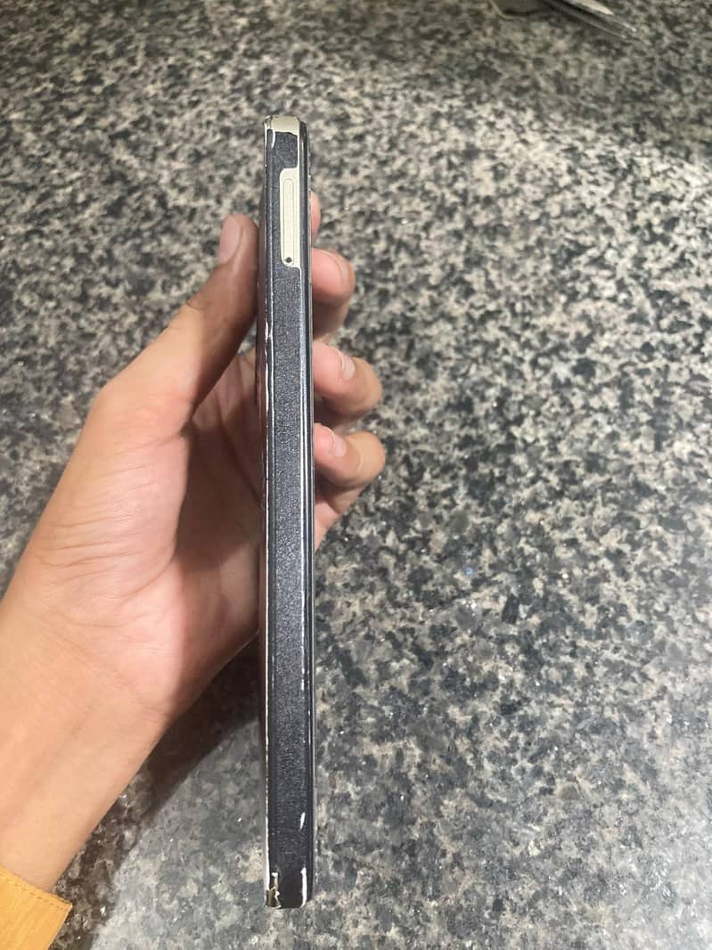 Tecno Spark 20C 3