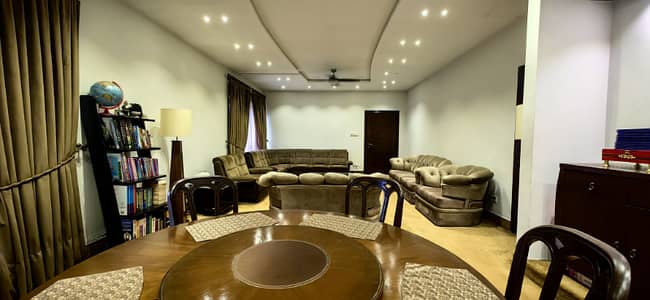 1 KANAL CORNER HOUSE G BLOCK FOR SALE IN MODEL TOWN LAHORE