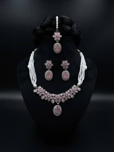 Pink stone necklace
