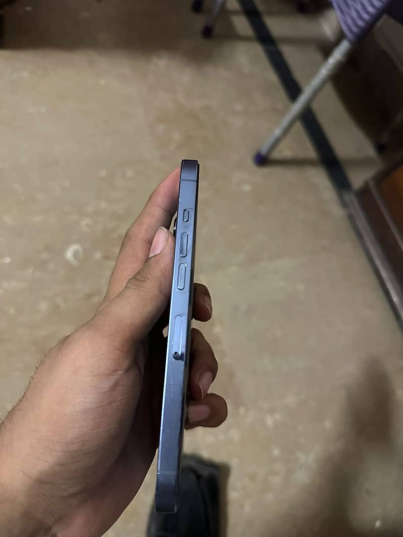 Apple iPhone 13 Pro 3