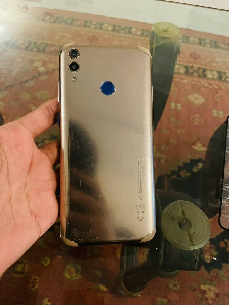 Honor 8C 8