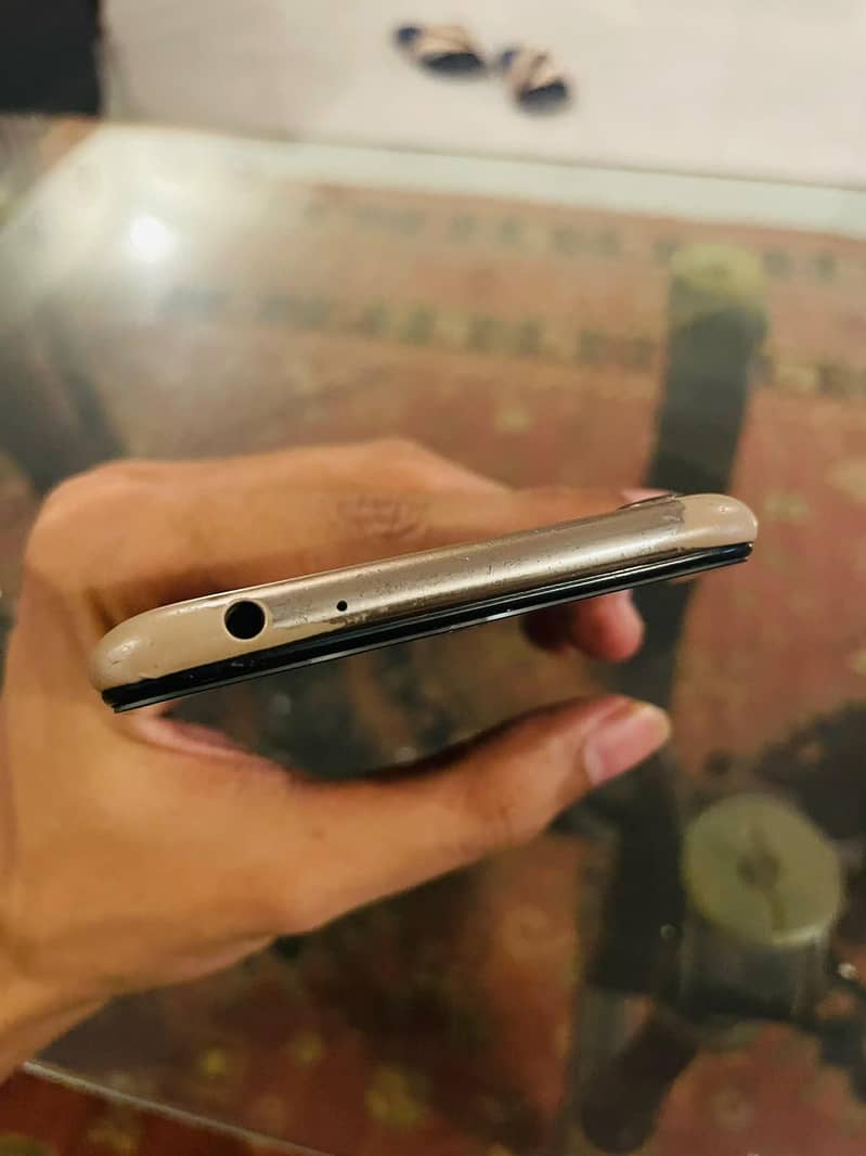 Honor 8C 9