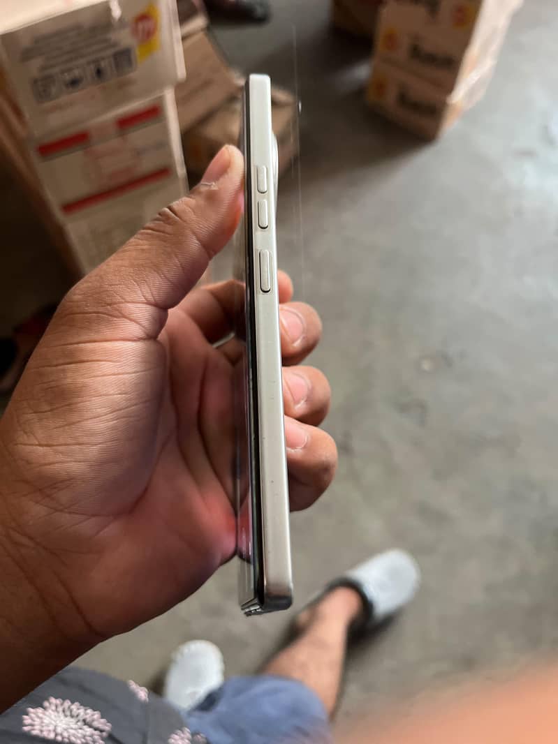 Tecno CAMON 30 2