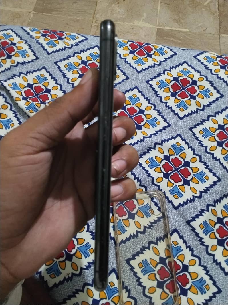 Apple iPhone XS 2