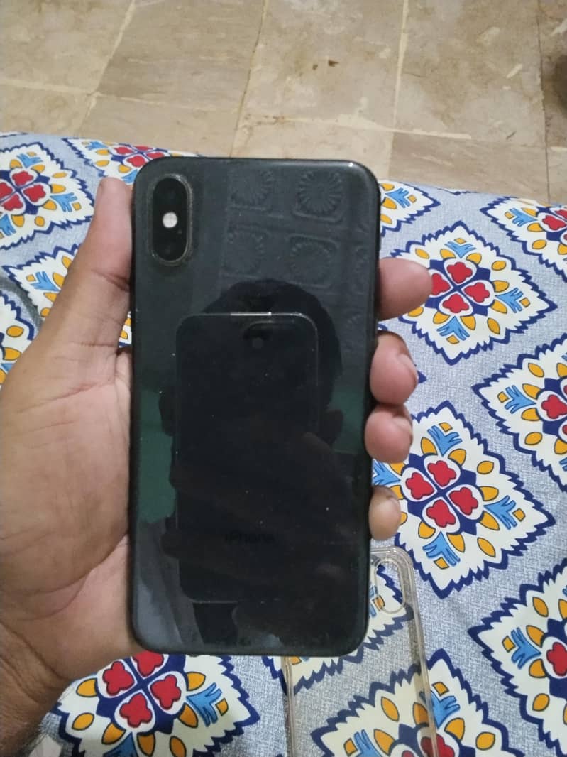 Apple iPhone XS 3