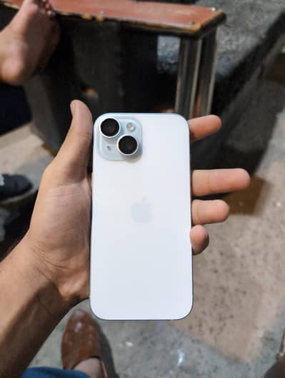Apple iPhone 15