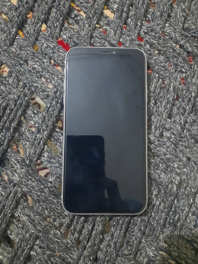 Apple iPhone 11 6