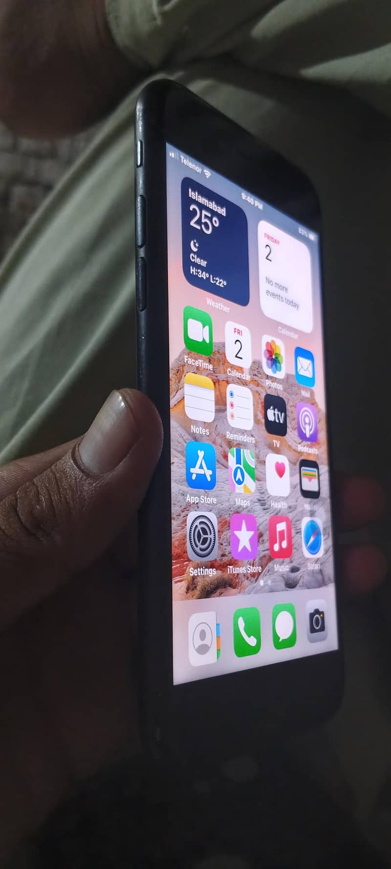 Apple iPhone 7 4