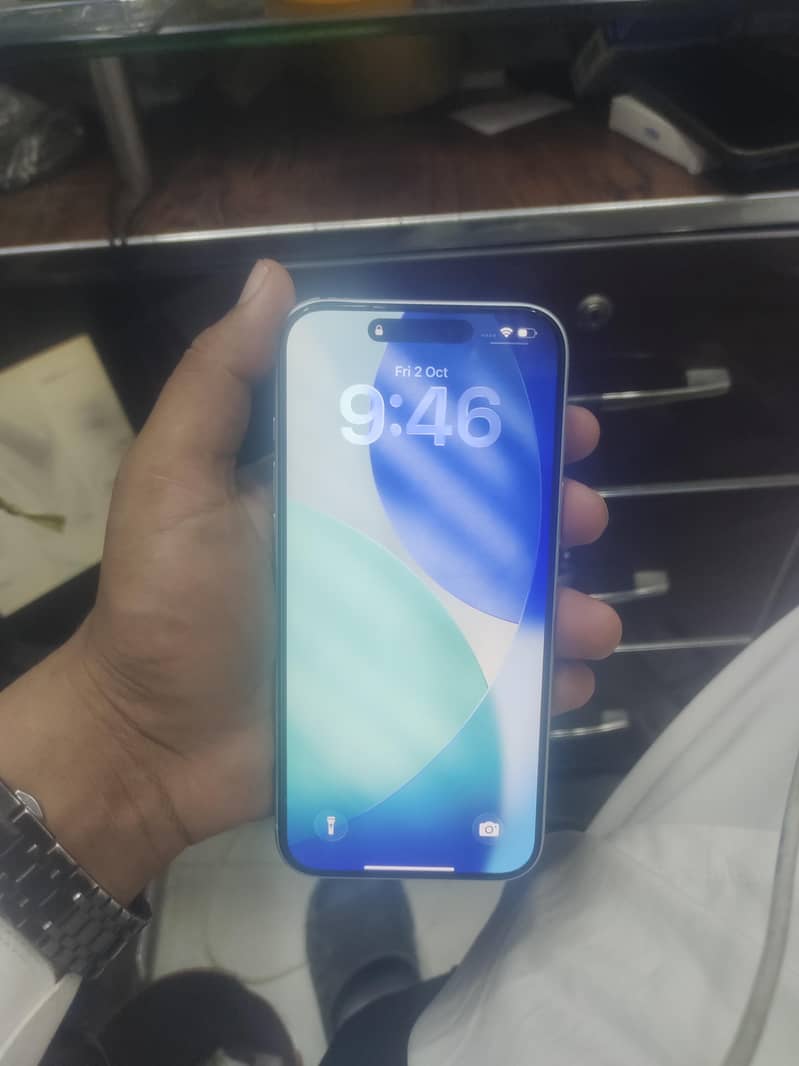 Apple iPhone 17 Pro Max 3