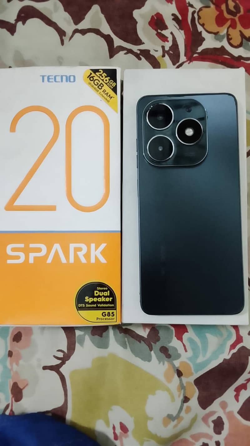 Tecno Spark 20 0