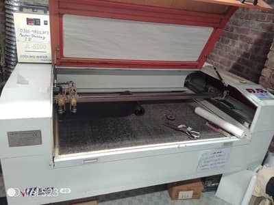 Co² lazer Cutting machine