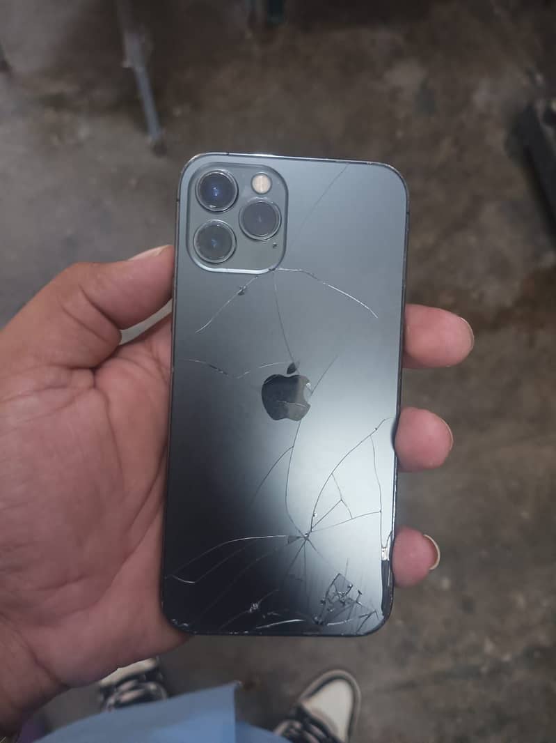 Apple iPhone 12 Pro 1