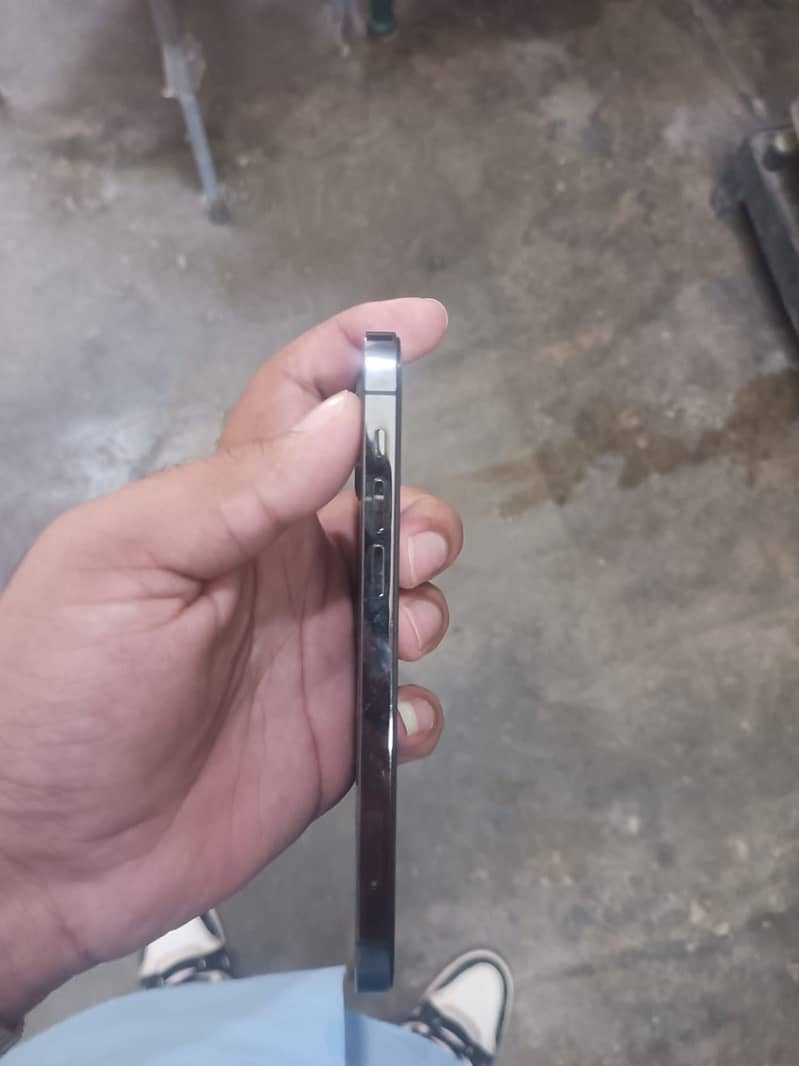 Apple iPhone 12 Pro 5