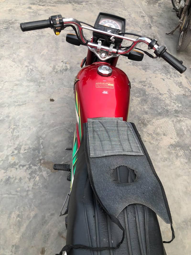 Honda CD 70 4
