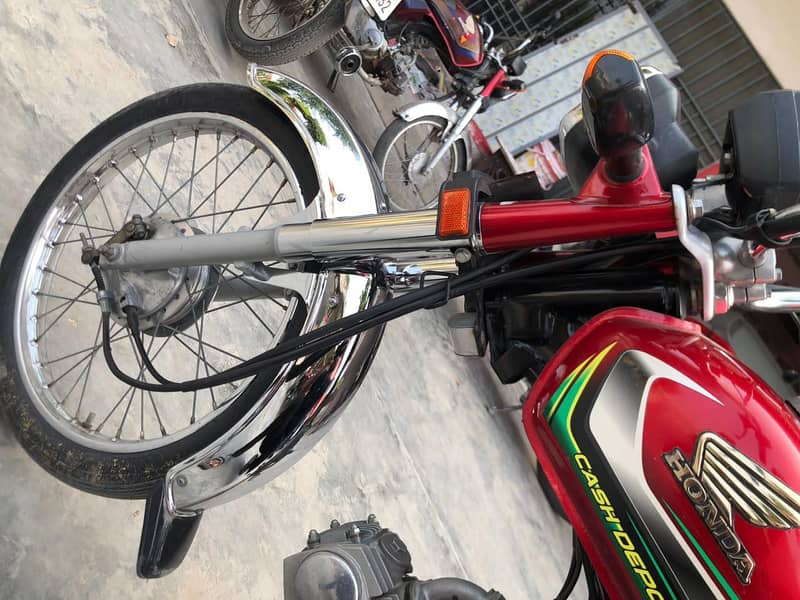 Honda CD 70 10