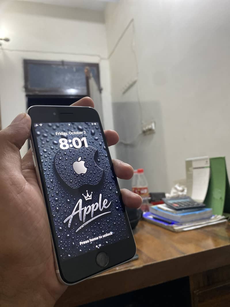 Apple iPhone SE 2