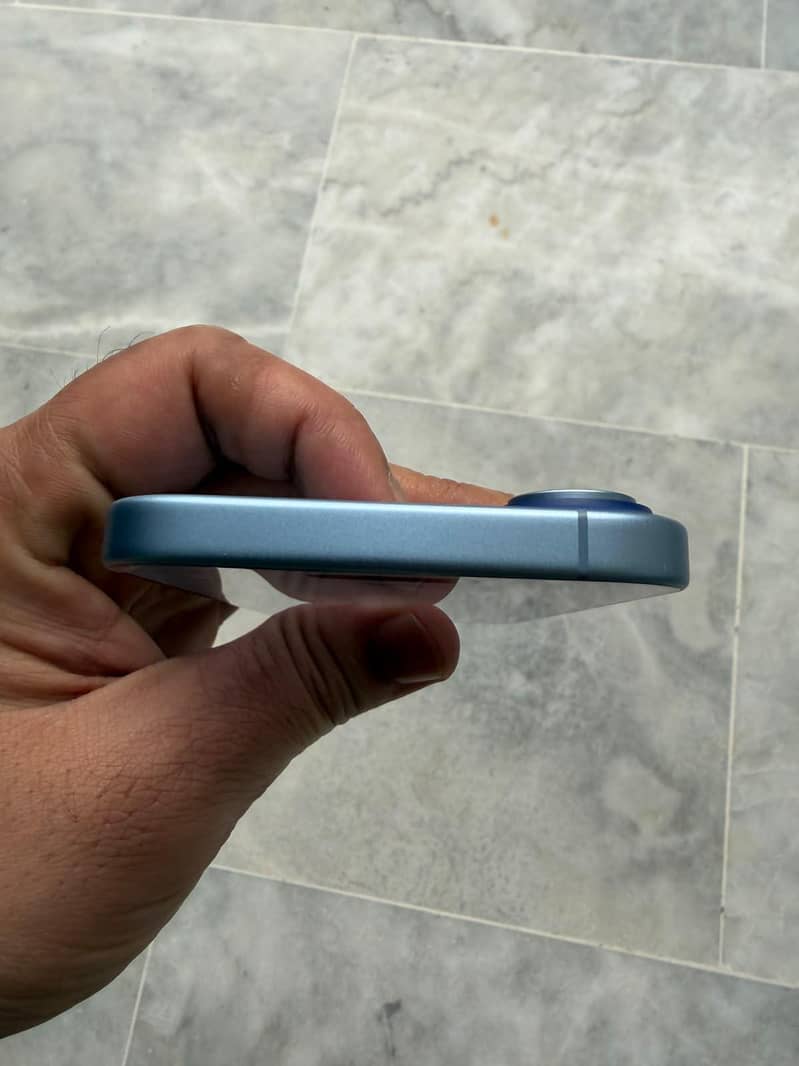 Apple iPhone 17 3