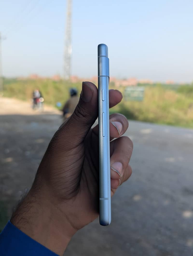 Google Pixel 7a 3